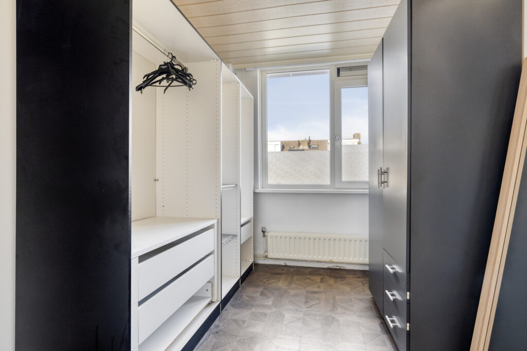 Hoekwoning te koop: Dr. Albert Schweitzerlaan 131, Purmerend