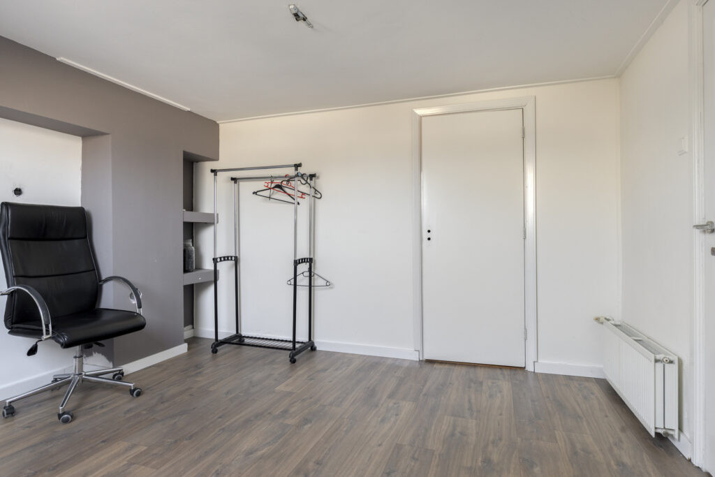 Hoekwoning te koop: Dr. Albert Schweitzerlaan 131, Purmerend