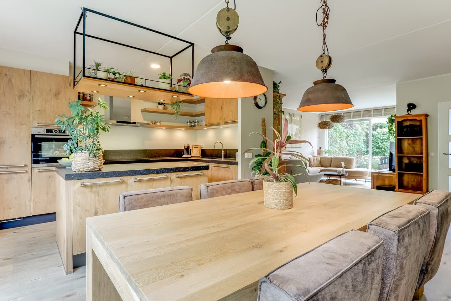 Hoekwoning te koop: Sternstraat 37, Purmerend