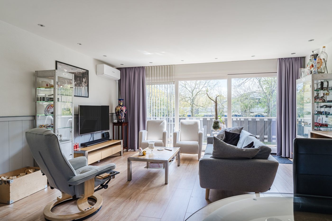 Tussenwoning te koop: Meeuwstraat 52, Purmerend