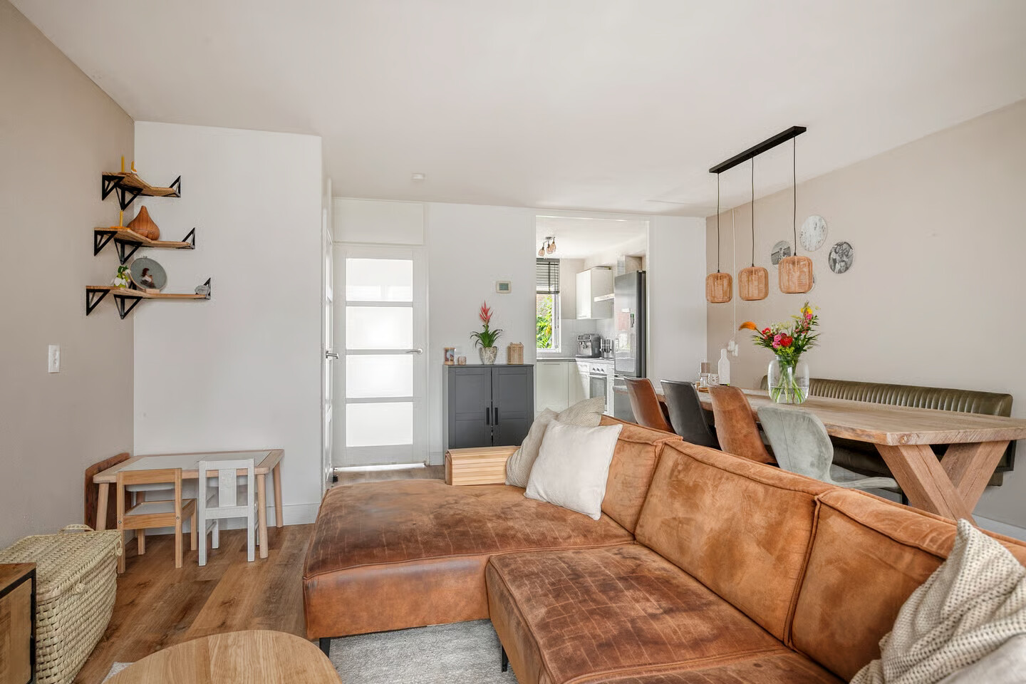 Tussenwoning te koop: Arestraat 26, Purmerend