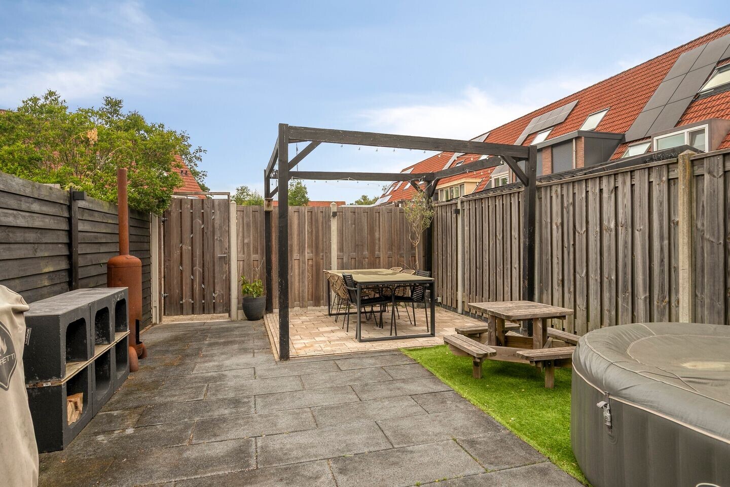 Tussenwoning te koop: Arestraat 26, Purmerend