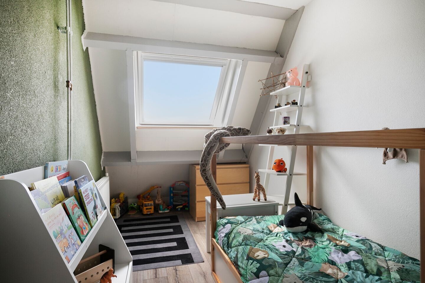 Tussenwoning te koop: Arestraat 26, Purmerend