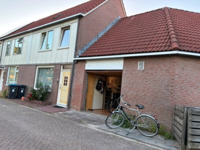Zeisstraat 17