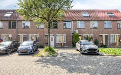 Jachtwagenstraat 17
