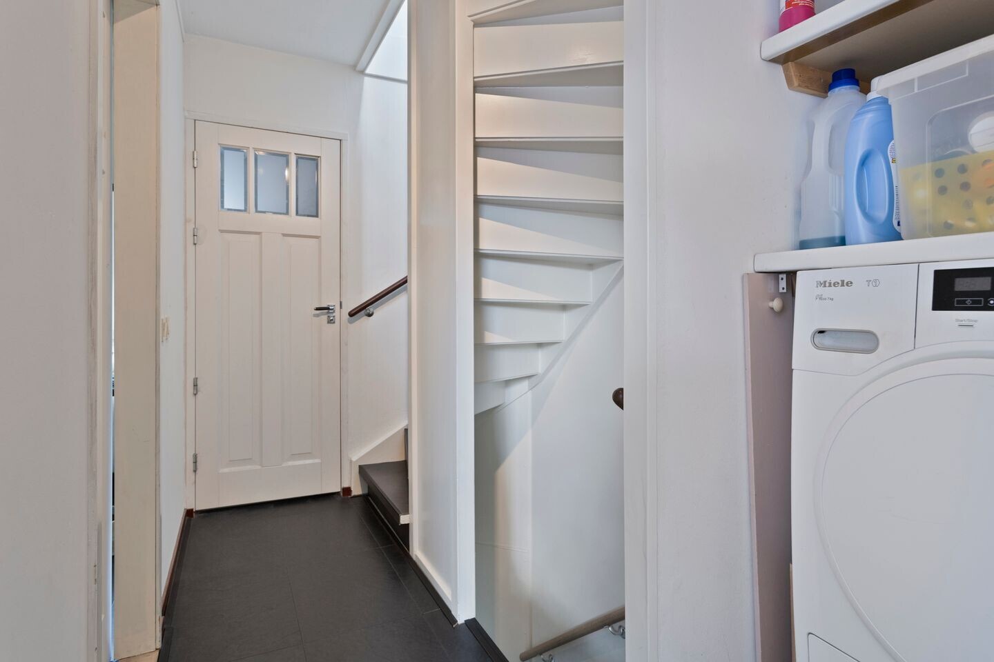 Tussenwoning te koop: De Graeffweg 4, Purmerend