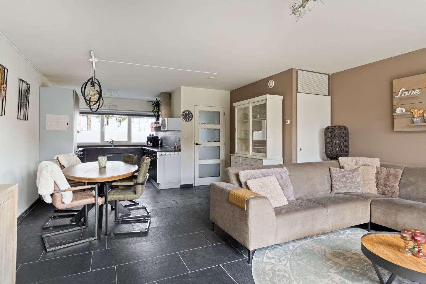 Tussenwoning te koop: De Graeffweg 4, Purmerend