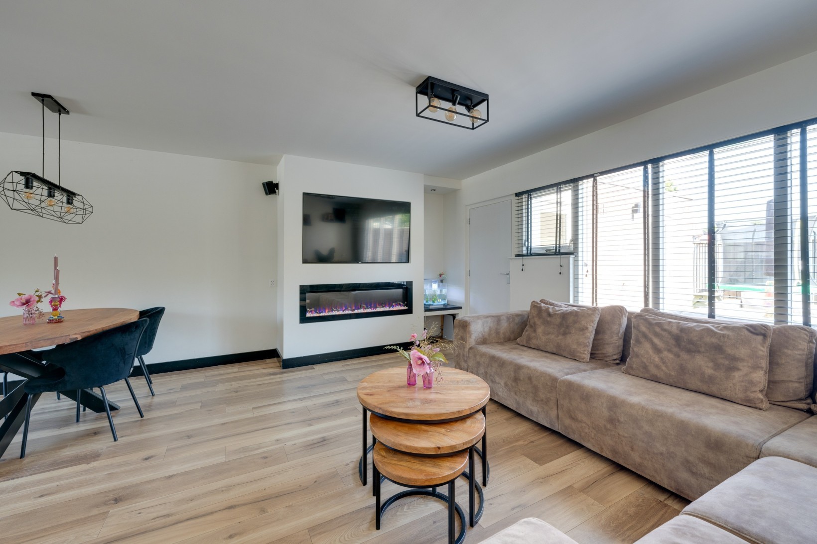 Tussenwoning te koop: Wakerdijk 17, Purmerend
