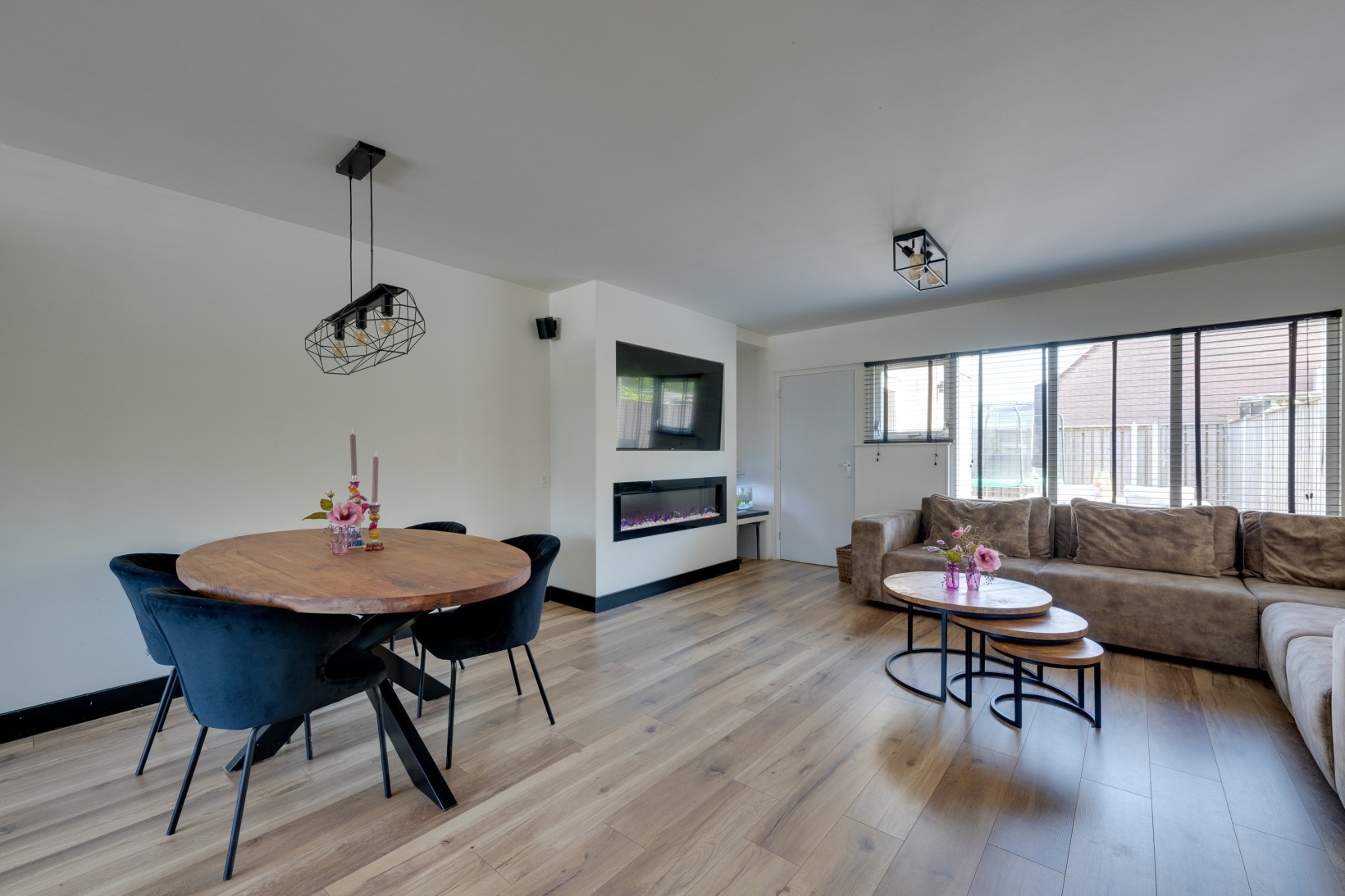 Tussenwoning te koop: Wakerdijk 17, Purmerend