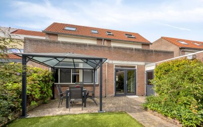 Appartement te koop Wakerdijk 69