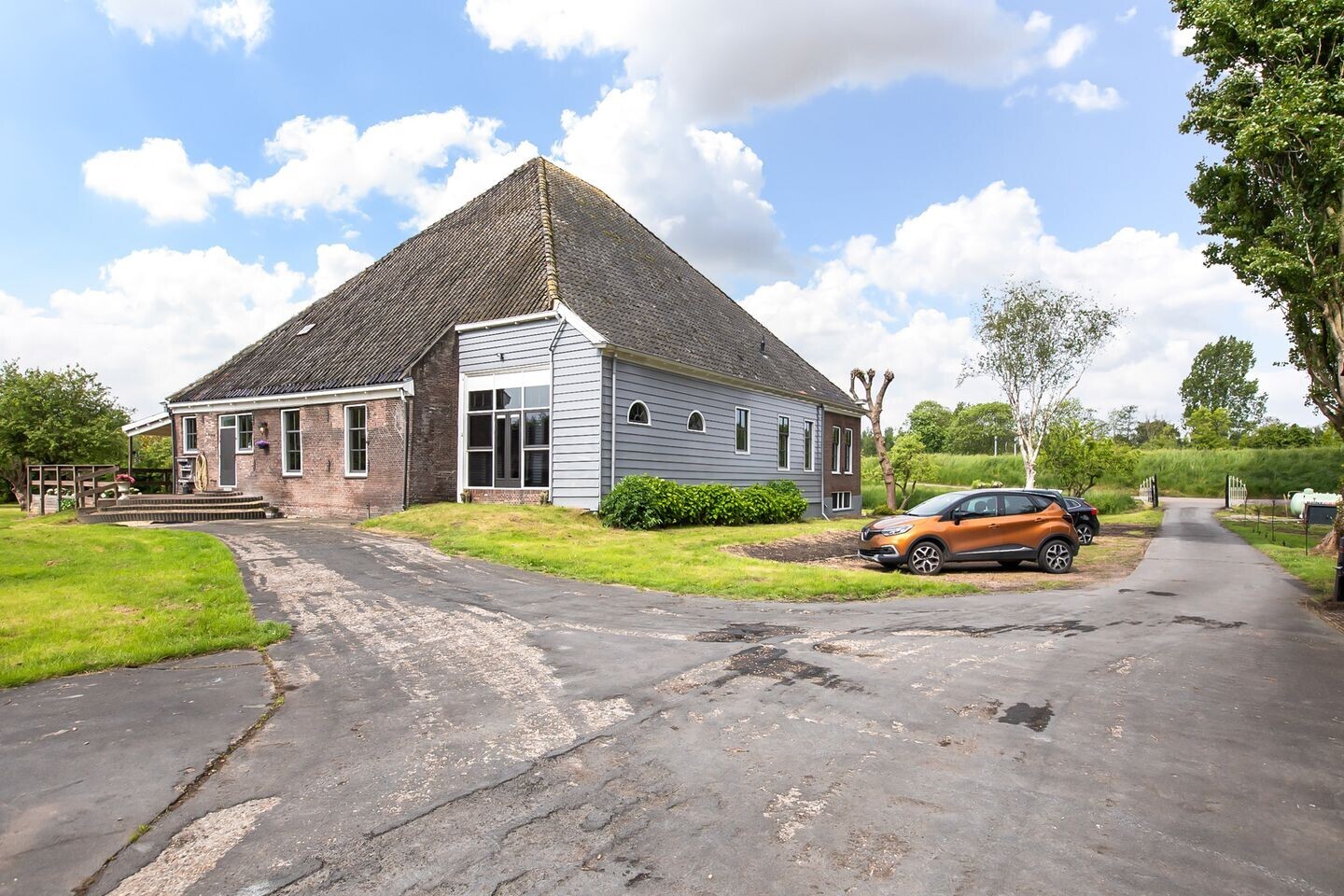 Vrijstaande woning te koop: Purmerdijk 9, Purmerend