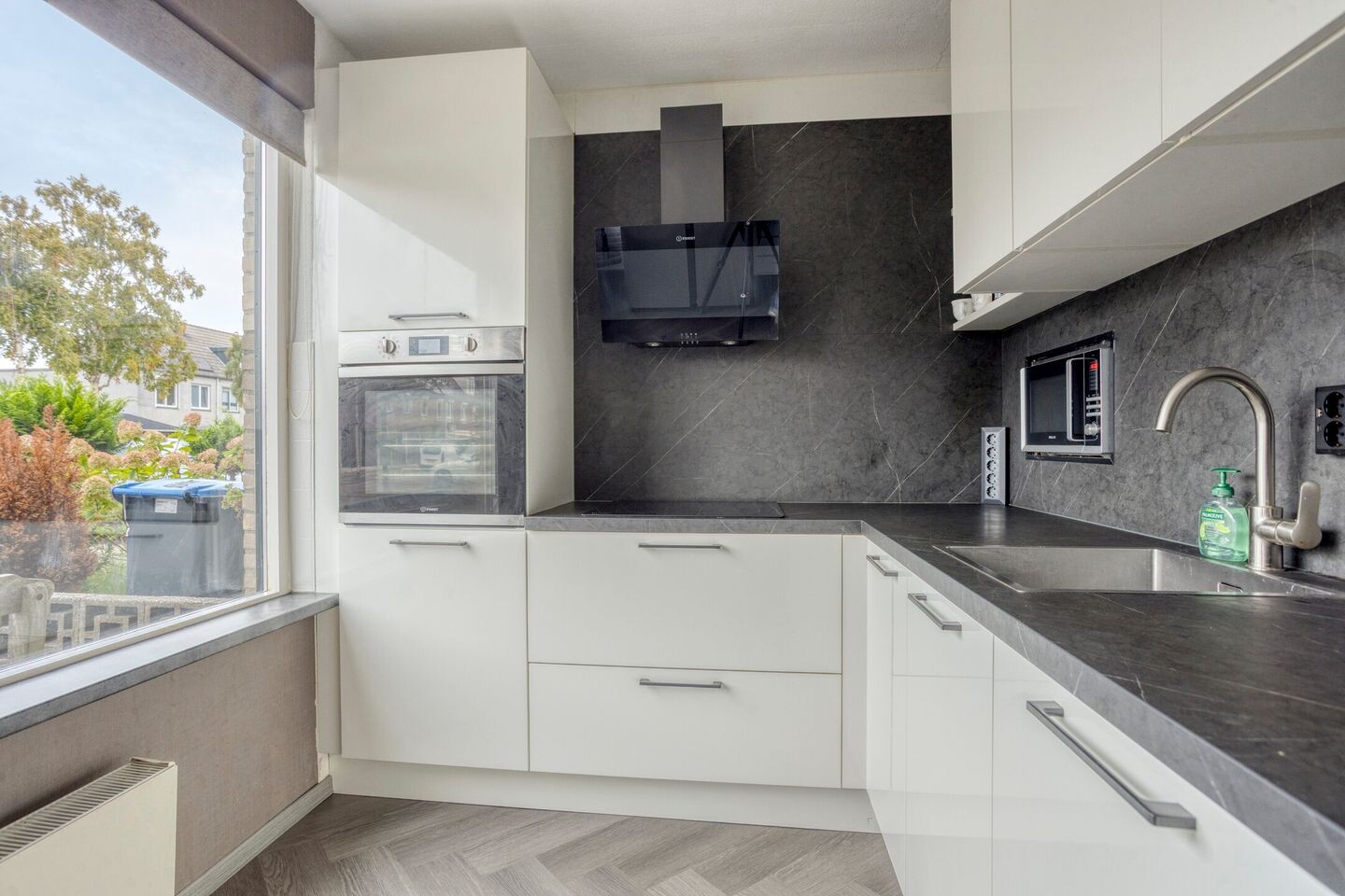 Tussenwoning te koop: Koggenland 9, Purmerend