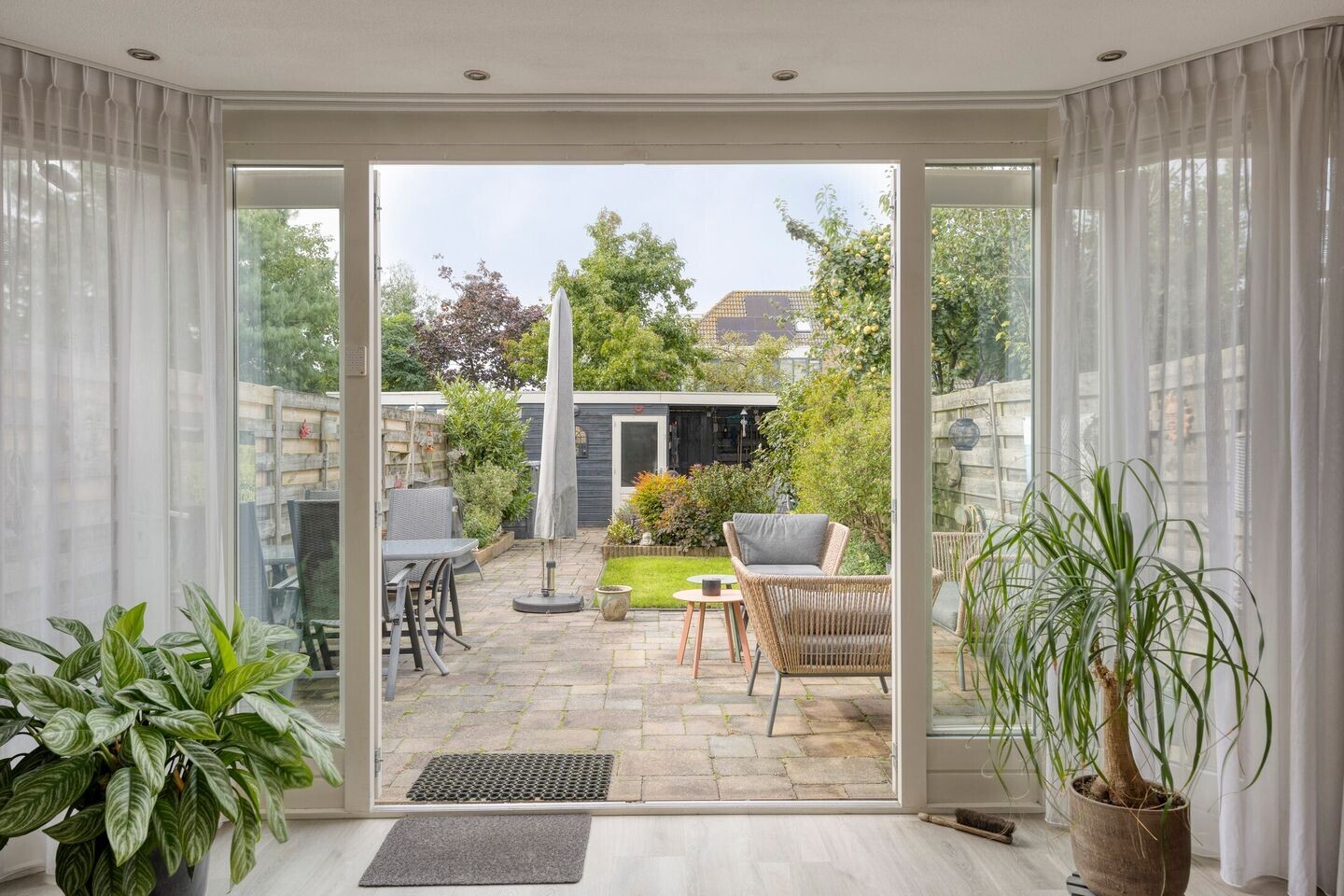 Tussenwoning te koop: Naardermeer 89, Purmerend