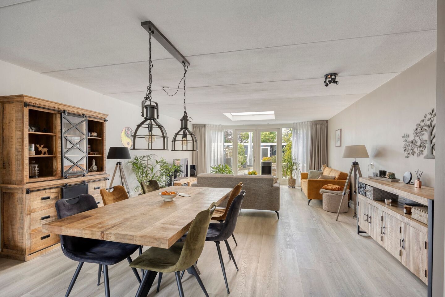 Tussenwoning te koop: Naardermeer 89, Purmerend