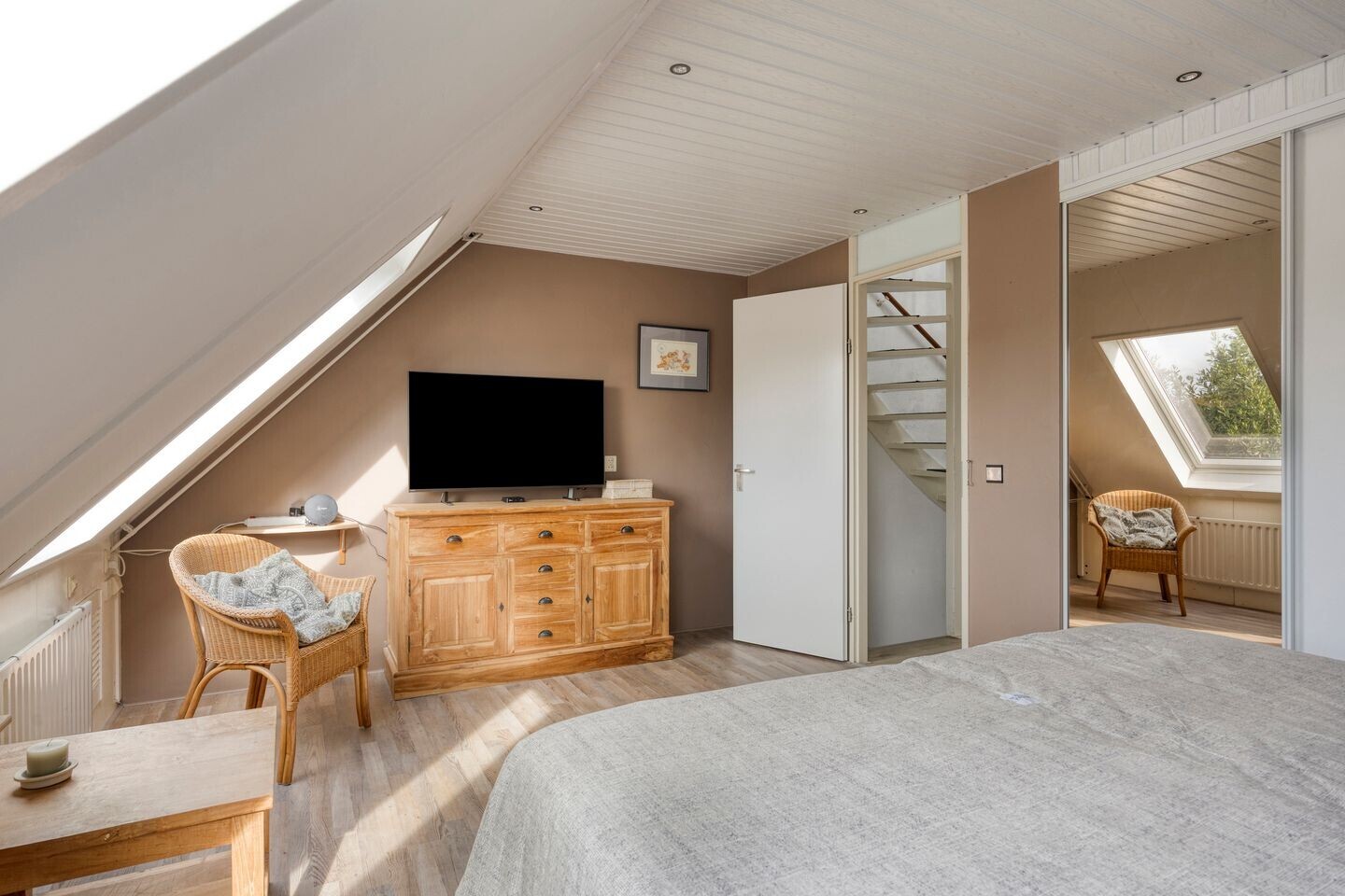 Tussenwoning te koop: Naardermeer 89, Purmerend