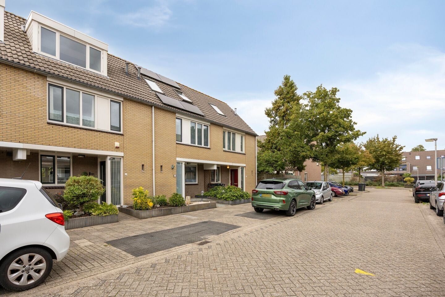Tussenwoning te koop: Naardermeer 89, Purmerend