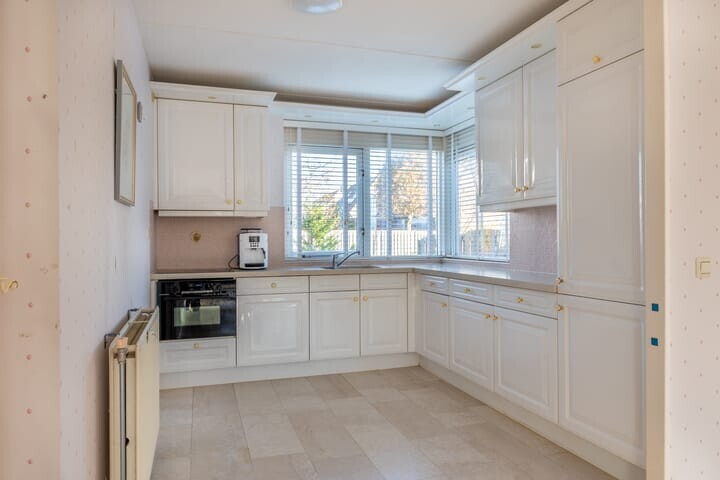 Tussenwoning te koop: Leenderbos 28, Purmerend