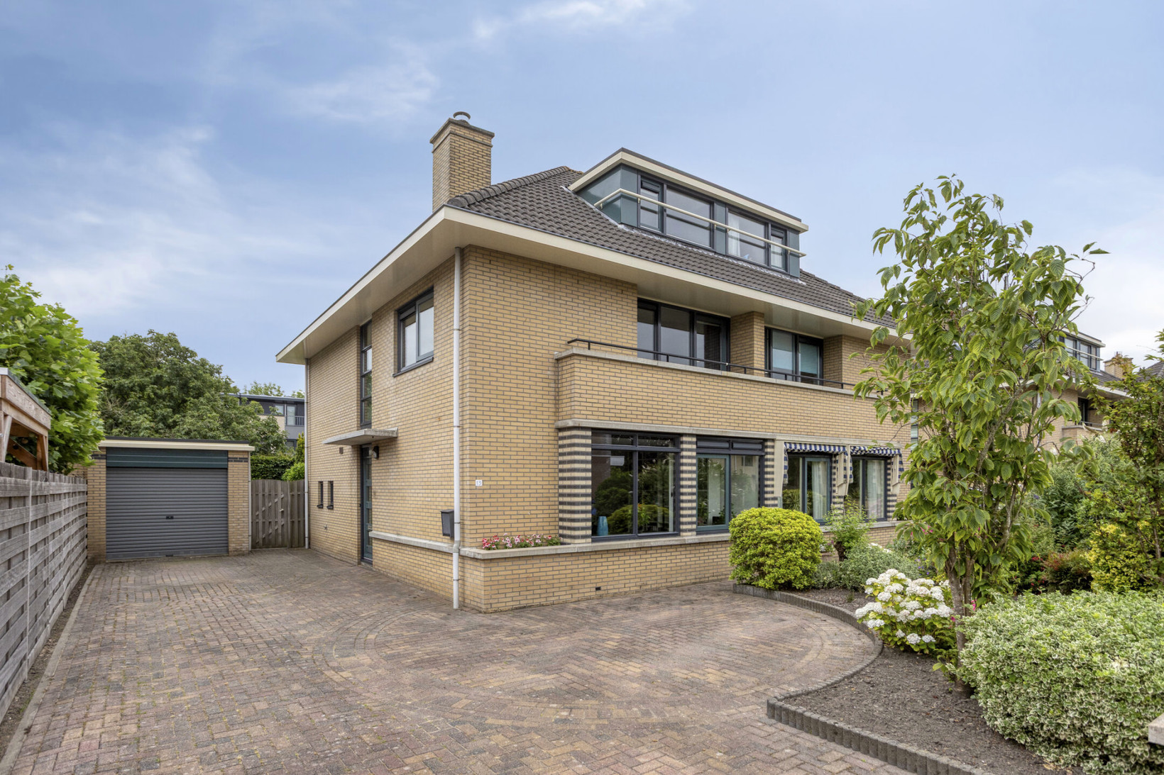 Twee-onder-één-kap te koop: Sellingerbos 13, Purmerend