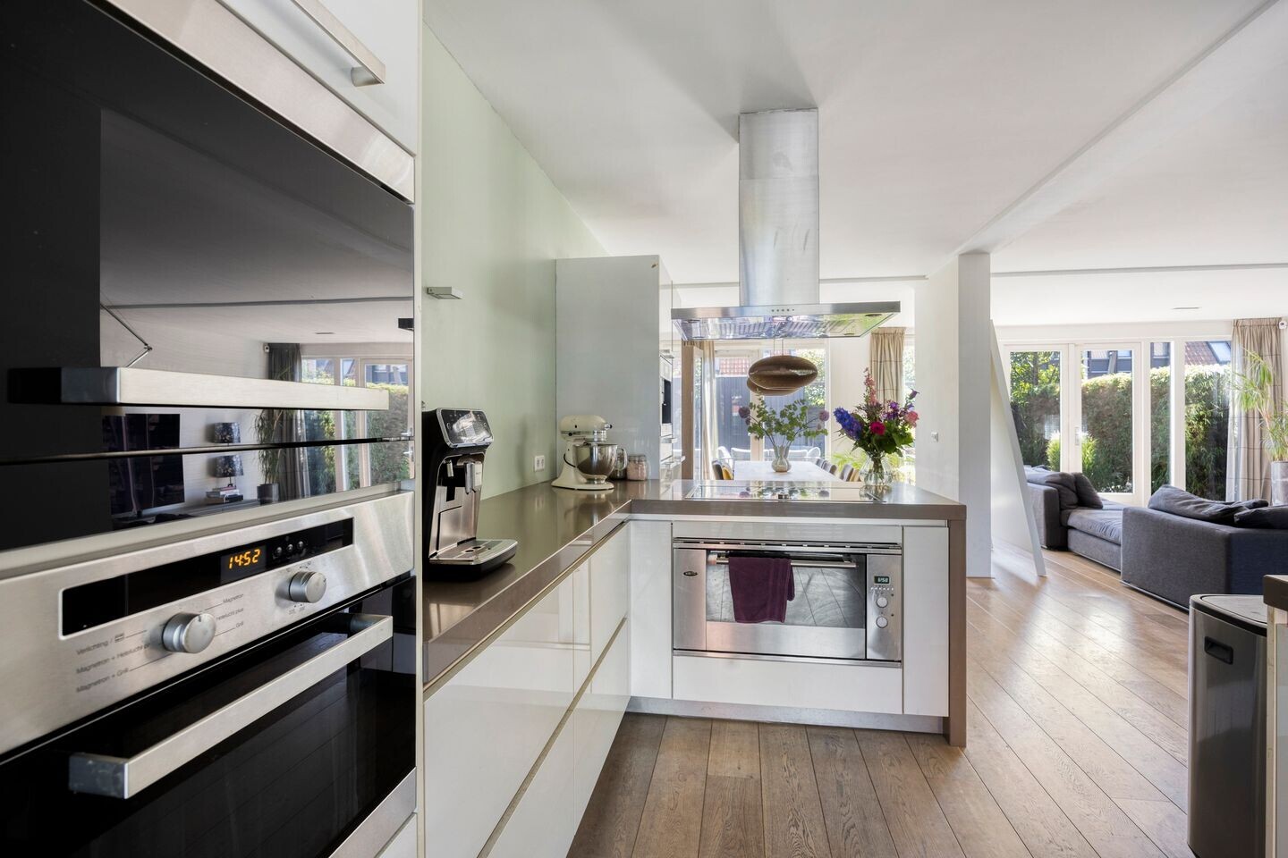 Hoekwoning te koop: Donaulaan 20, Purmerend