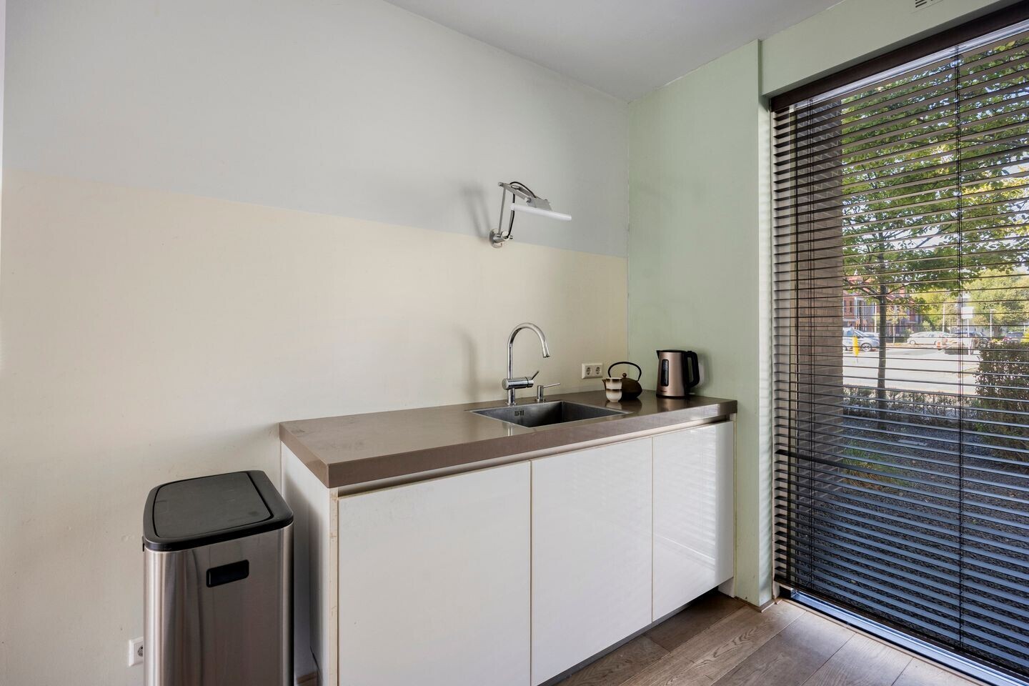 Hoekwoning te koop: Donaulaan 20, Purmerend