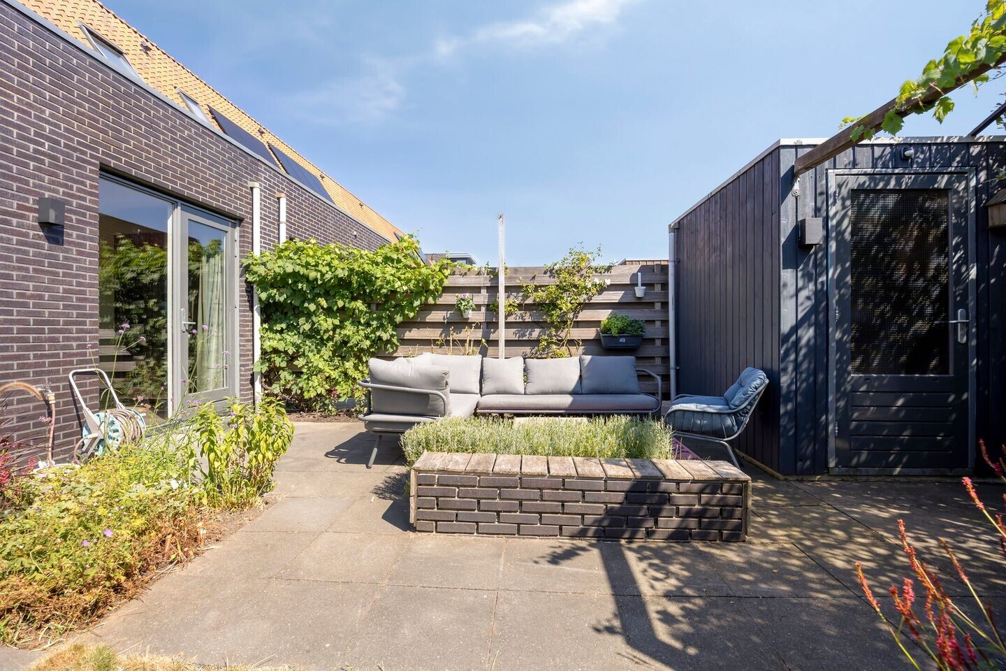 Hoekwoning te koop: Donaulaan 20, Purmerend