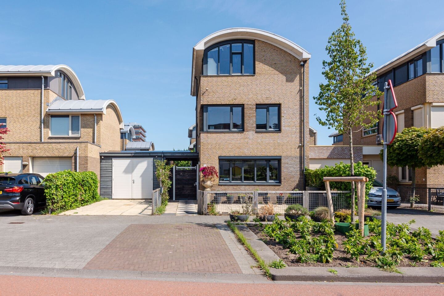 Vrijstaande woning te koop: Donaulaan 104, Purmerend
