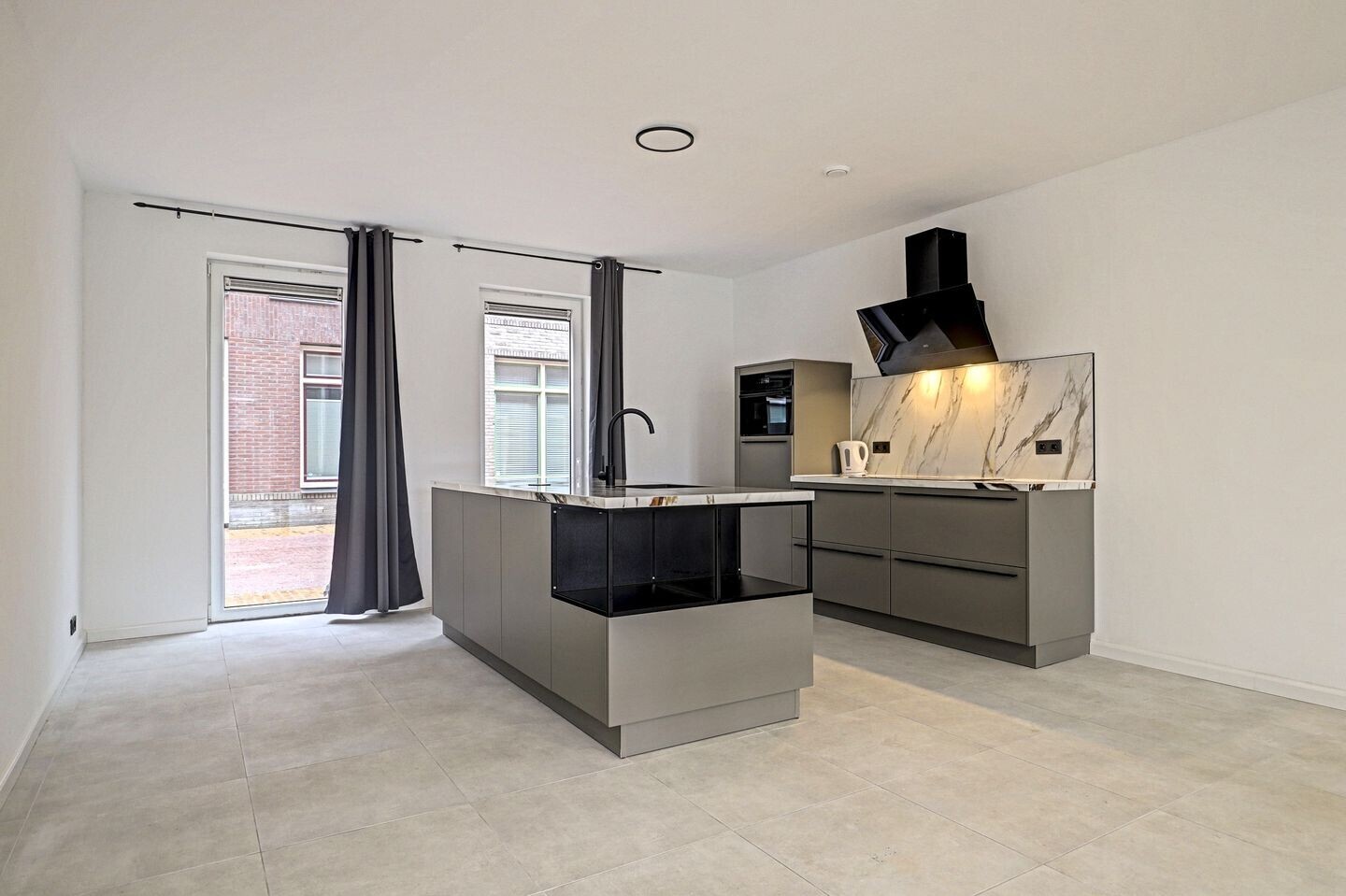 Hoekwoning te koop: Pleinbuurt 38, Purmerend