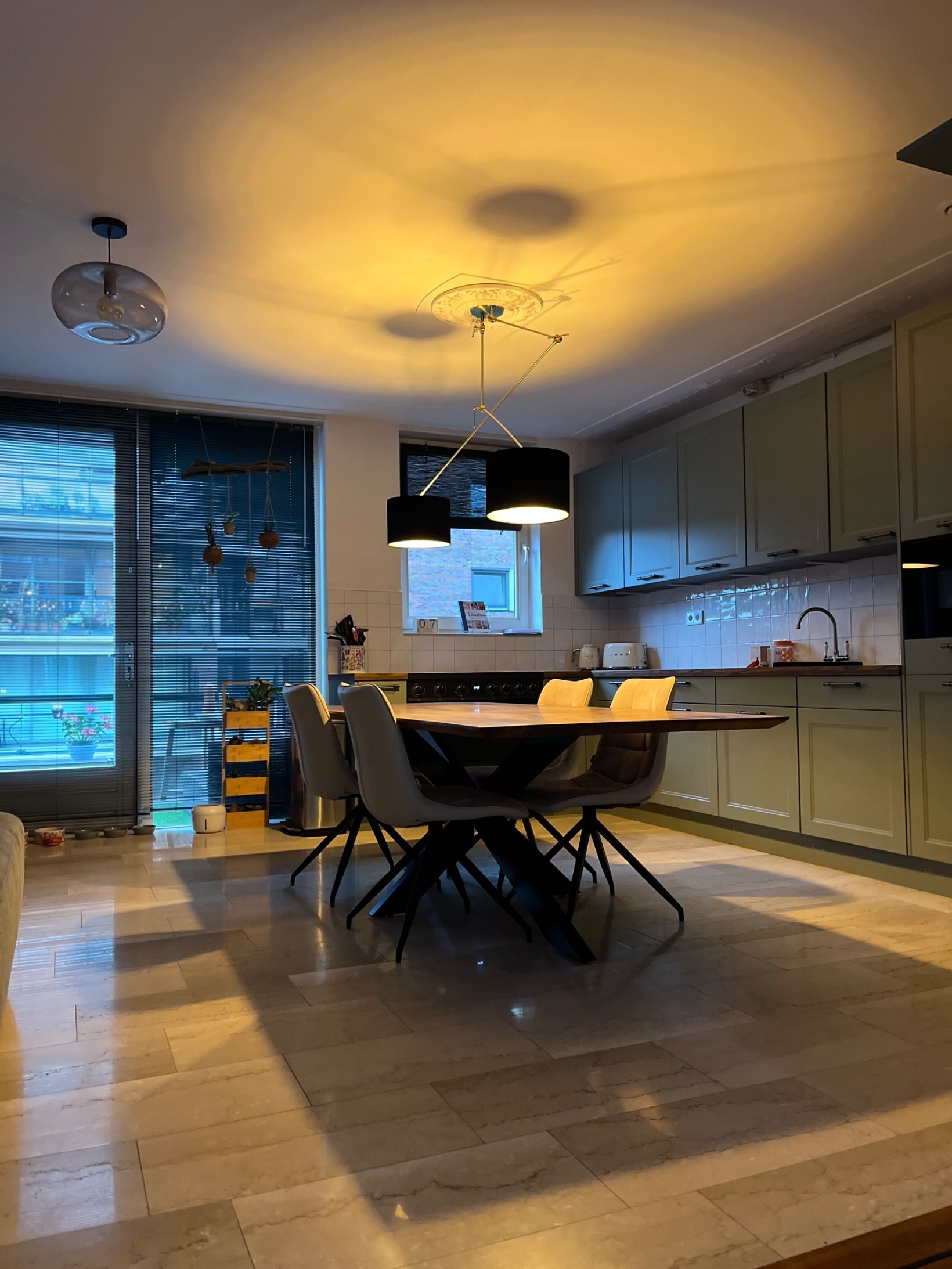 Twee-onder-één-kap te koop: Canberrastraat 3, Purmerend
