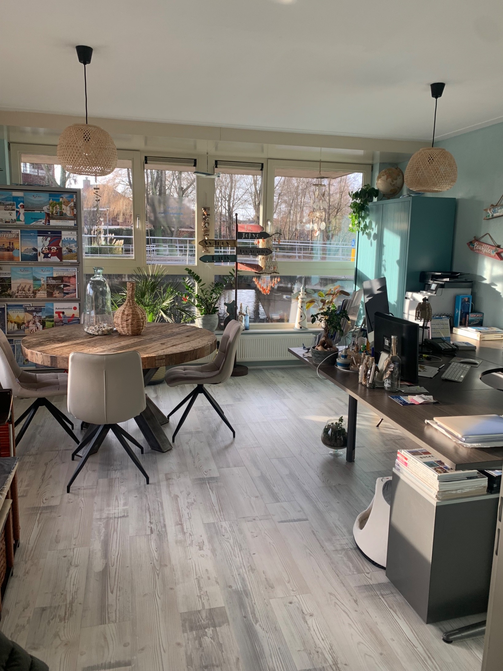 Twee-onder-één-kap te koop: Canberrastraat 3, Purmerend