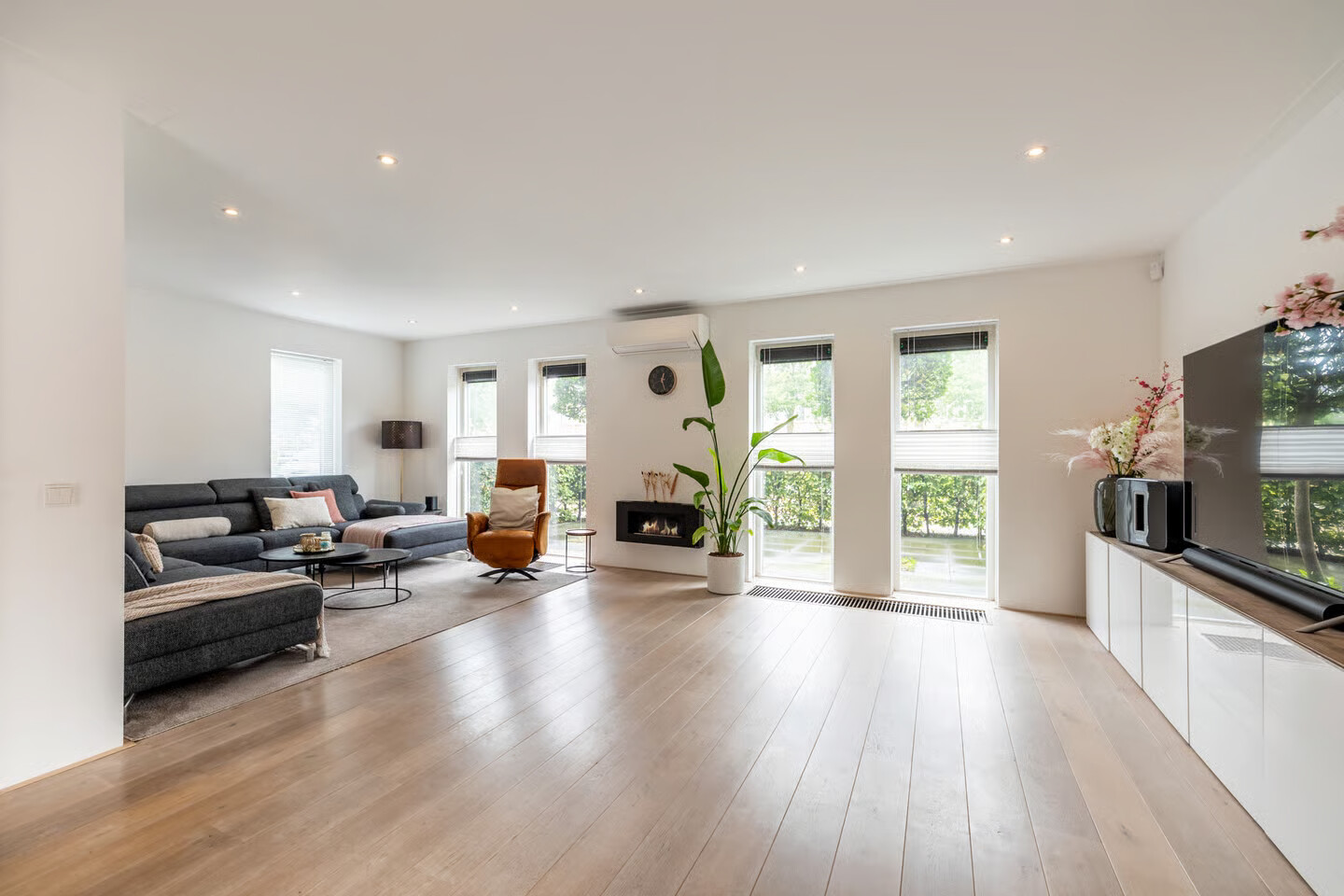 Hoekwoning te koop: Bloemfontein 1, Purmerend