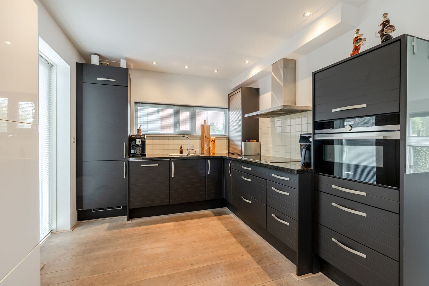 Hoekwoning te koop: Bloemfontein 1, Purmerend