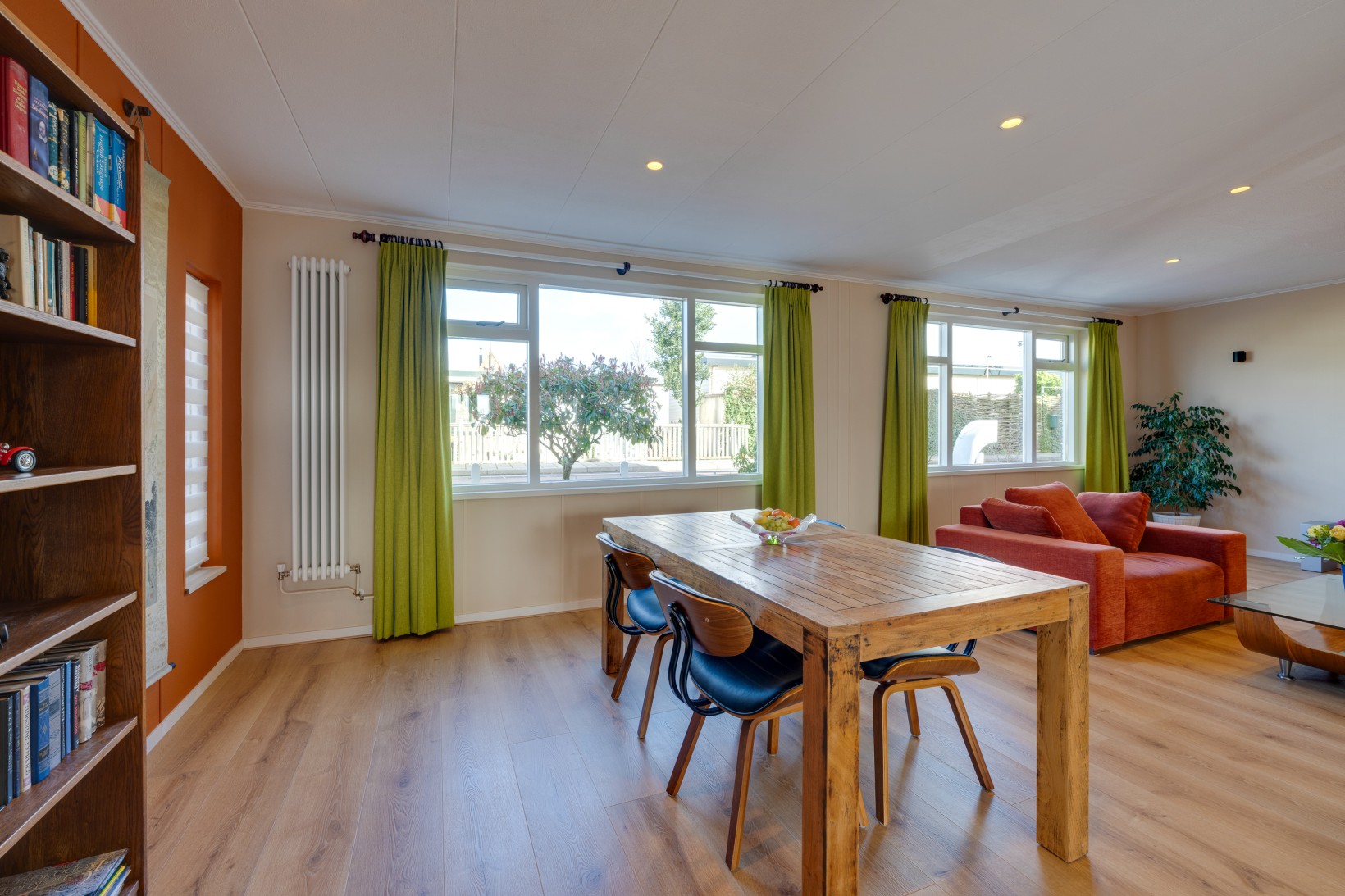 Vrijstaande woning te koop: Neckerstraat 157, Wijdewormer