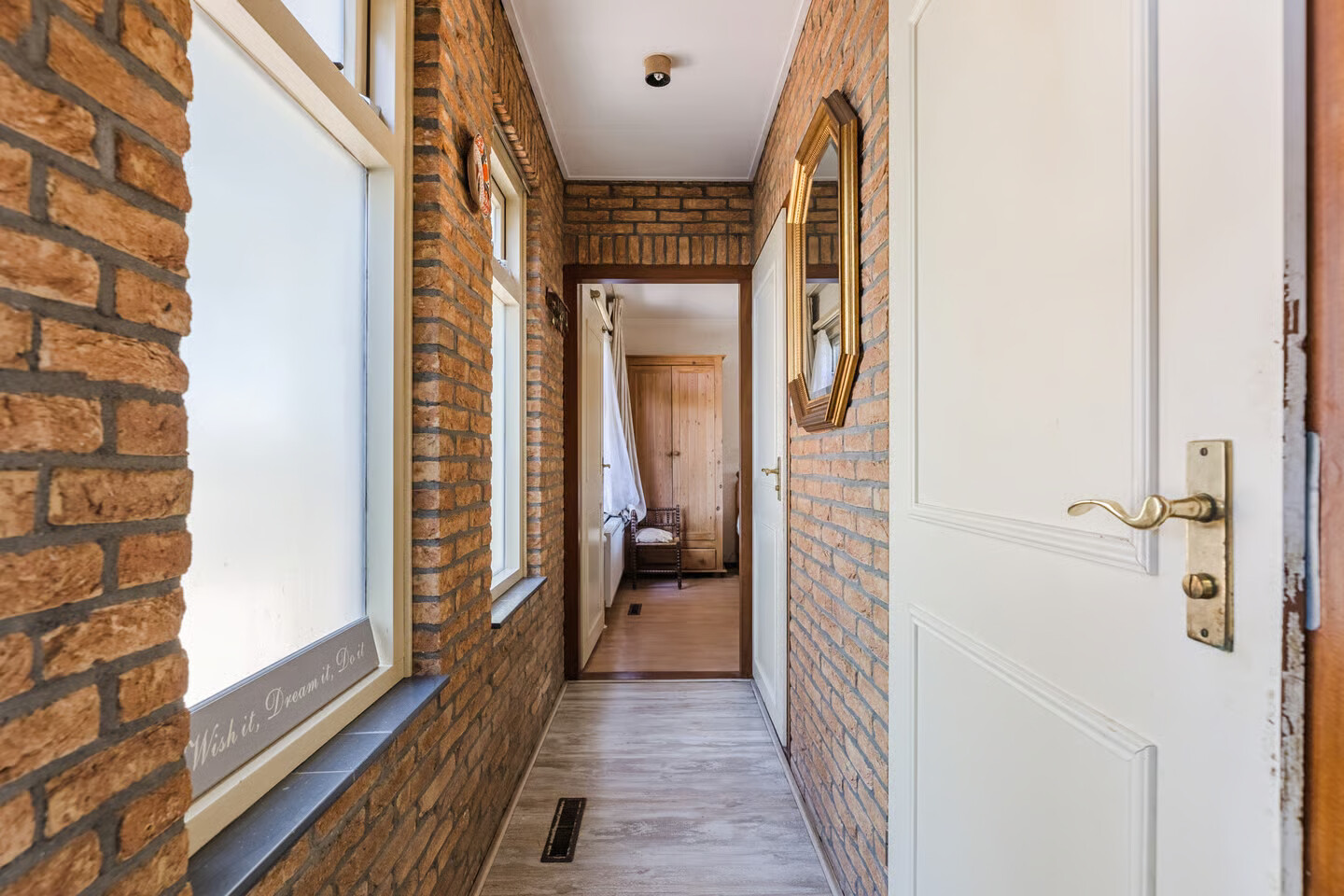 Vrijstaande woning te koop: Noorderweg 125, Wijdewormer