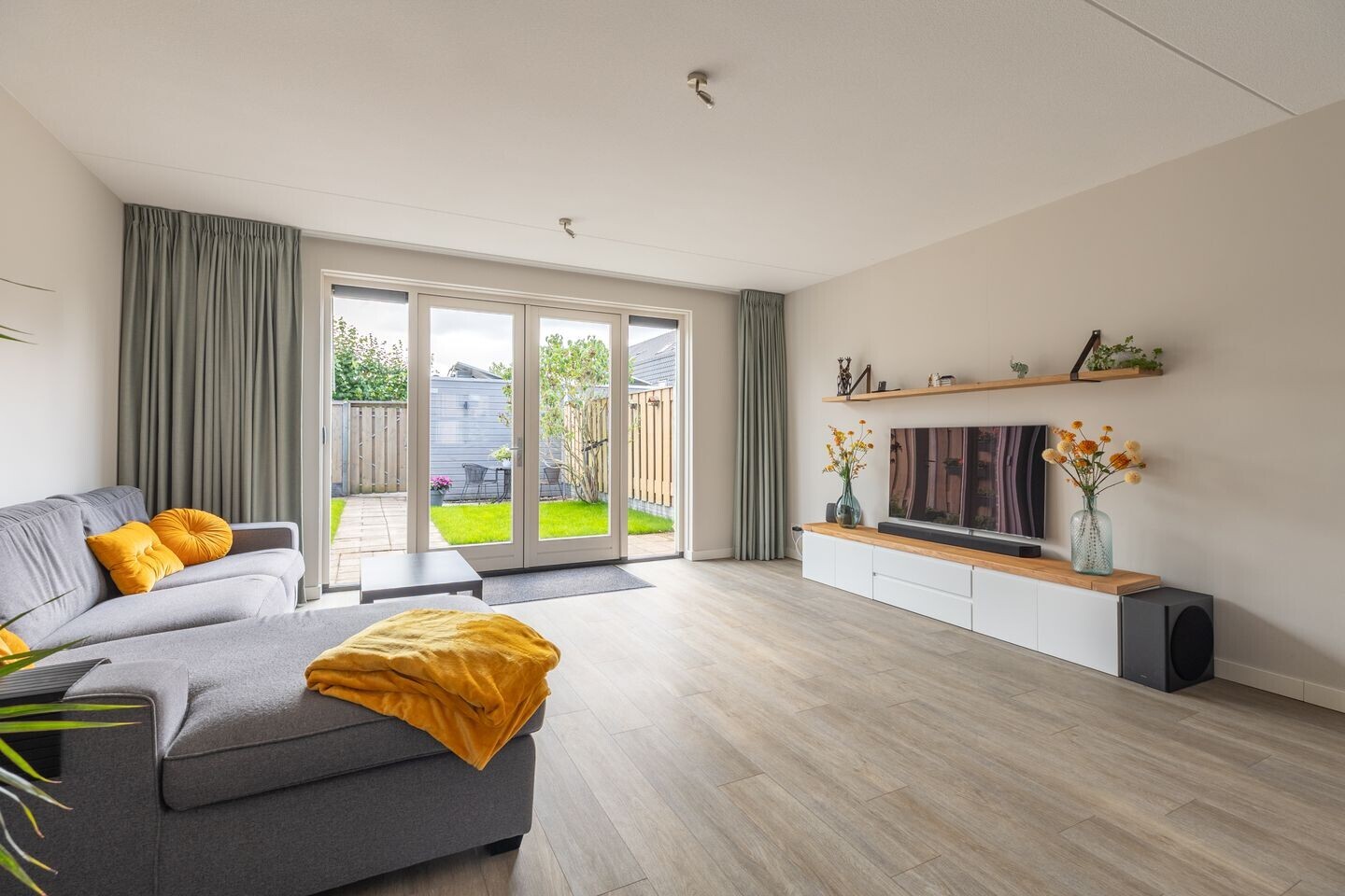 Tussenwoning te koop: Balthasar van Berckenrodeweg 10, Middenbeemster