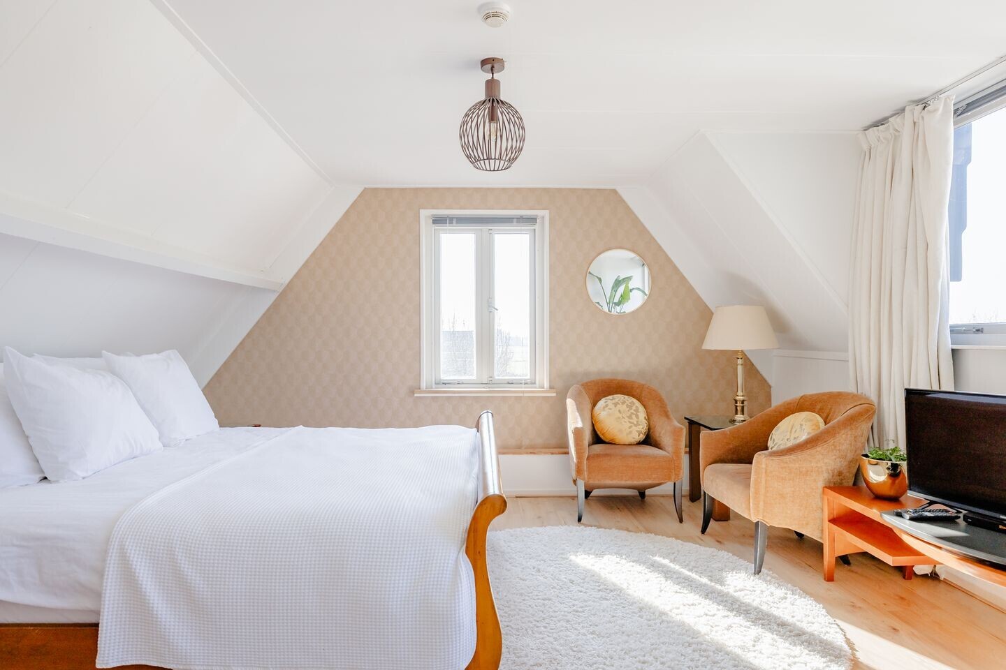 Vrijstaande woning te koop: Brink 1, Middelie