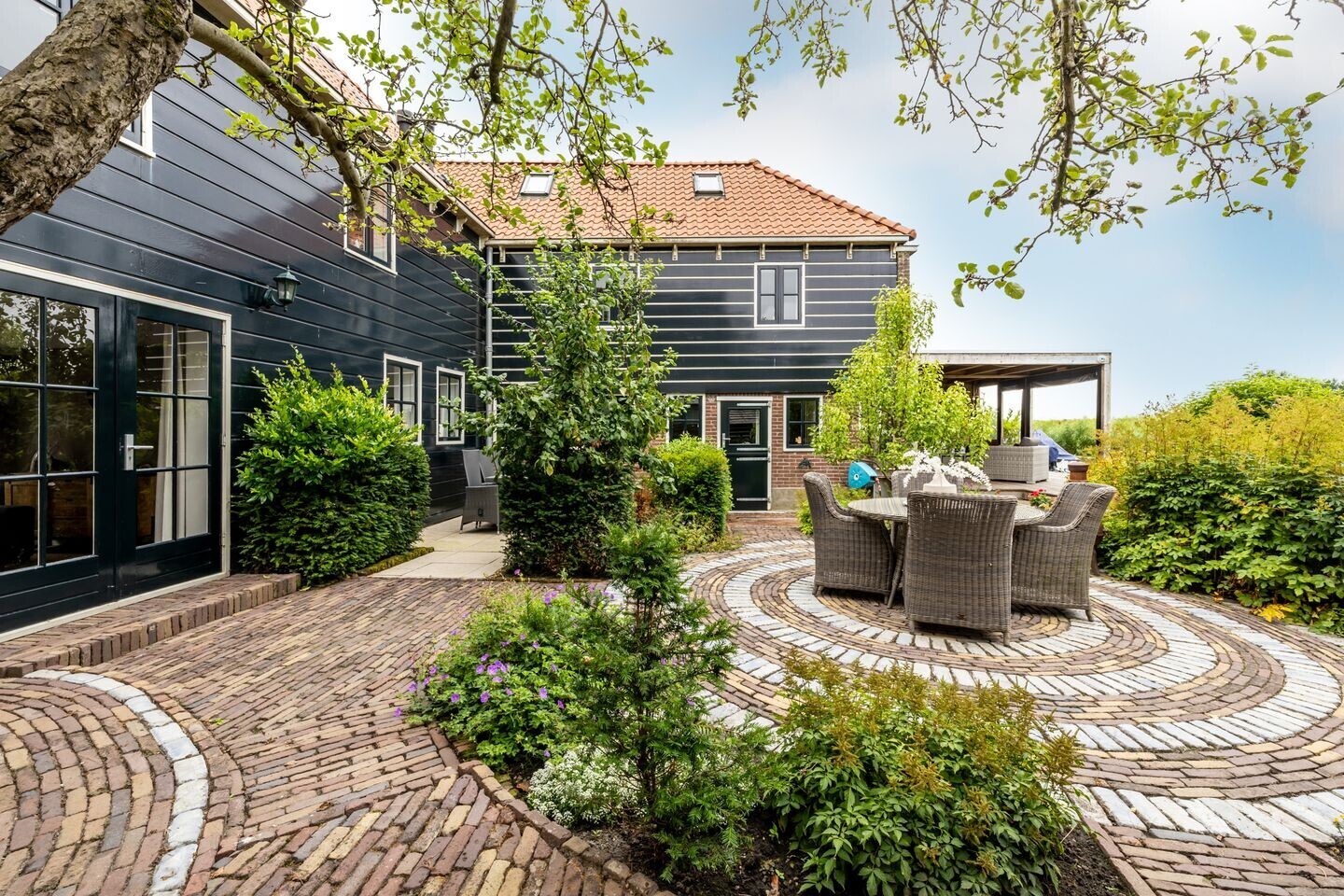 Vrijstaande woning te koop: Raadhuisstraat 58, Oosthuizen