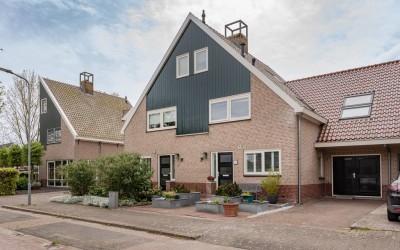 Kleine Werf 25