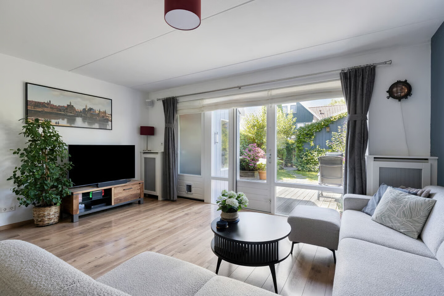 Tussenwoning te koop: Kleine Werf 4, Oosthuizen