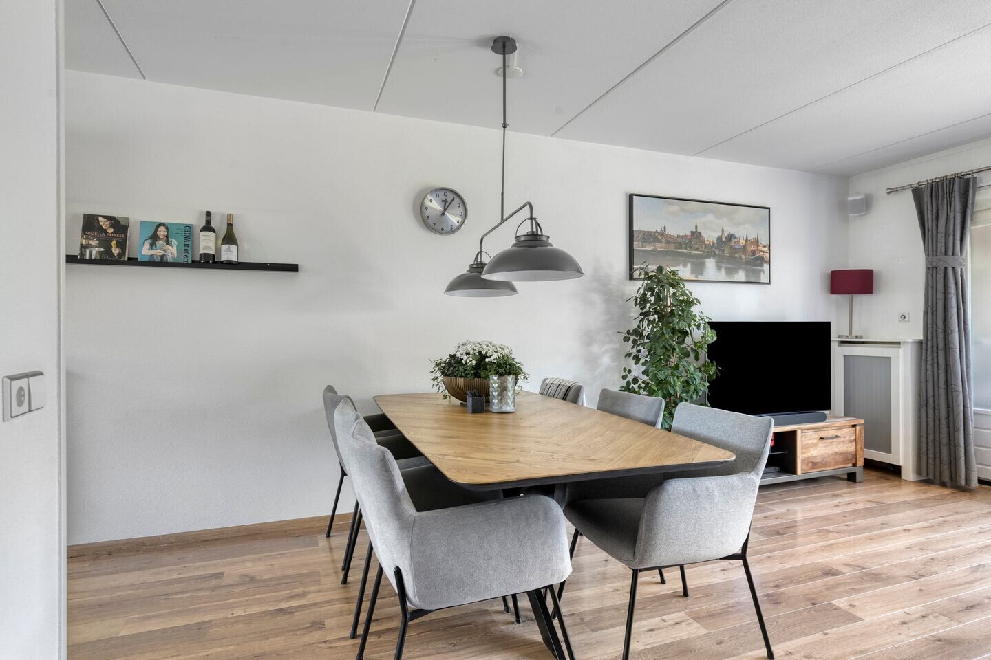 Tussenwoning te koop: Kleine Werf 4, Oosthuizen