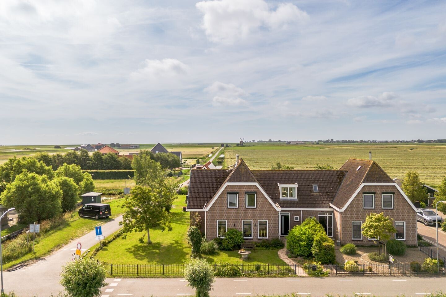 Twee-onder-één-kap te koop: Etersheim 7, Oosthuizen