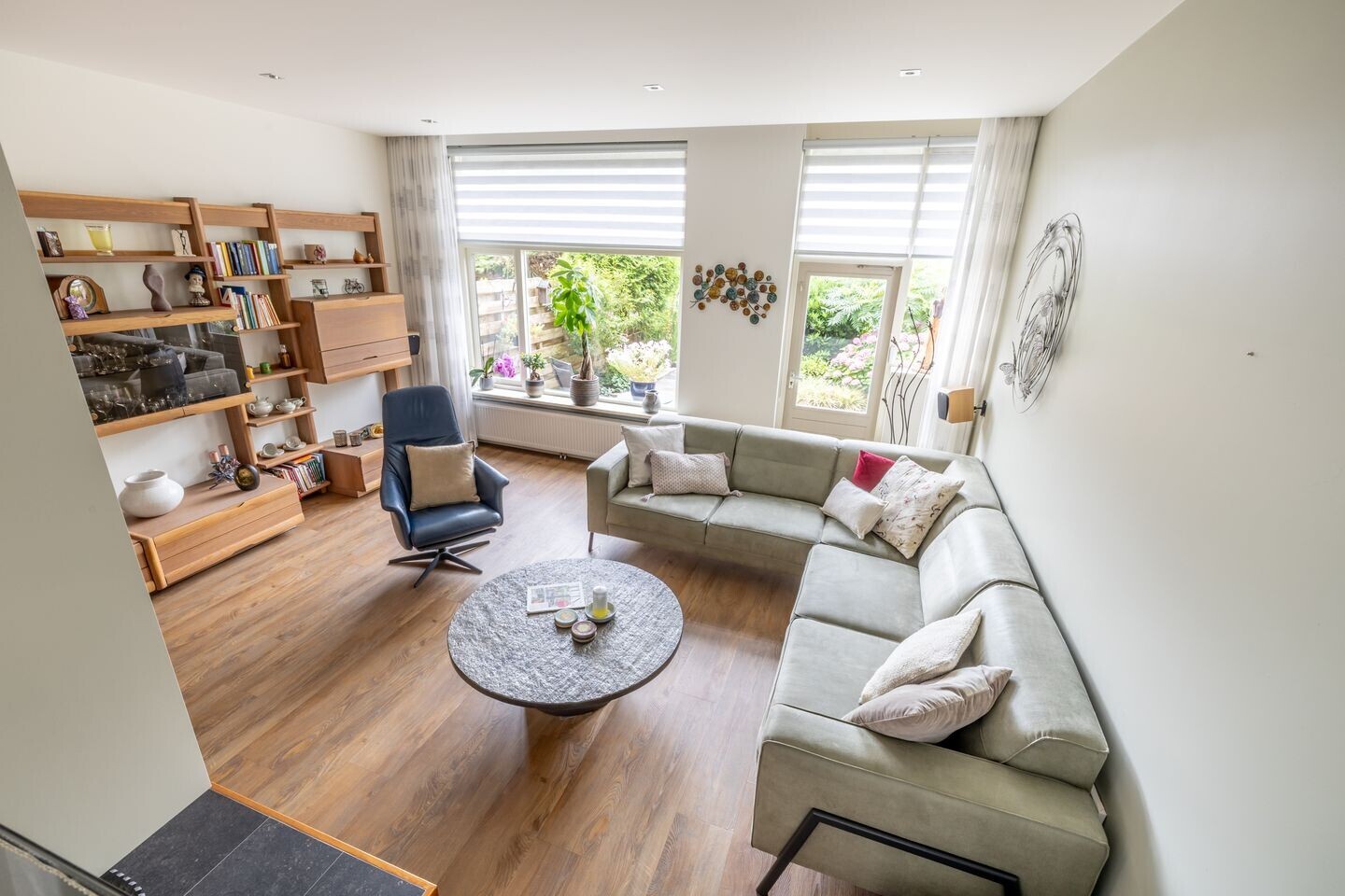 Tussenwoning te koop: De Krommert 92, Oosthuizen