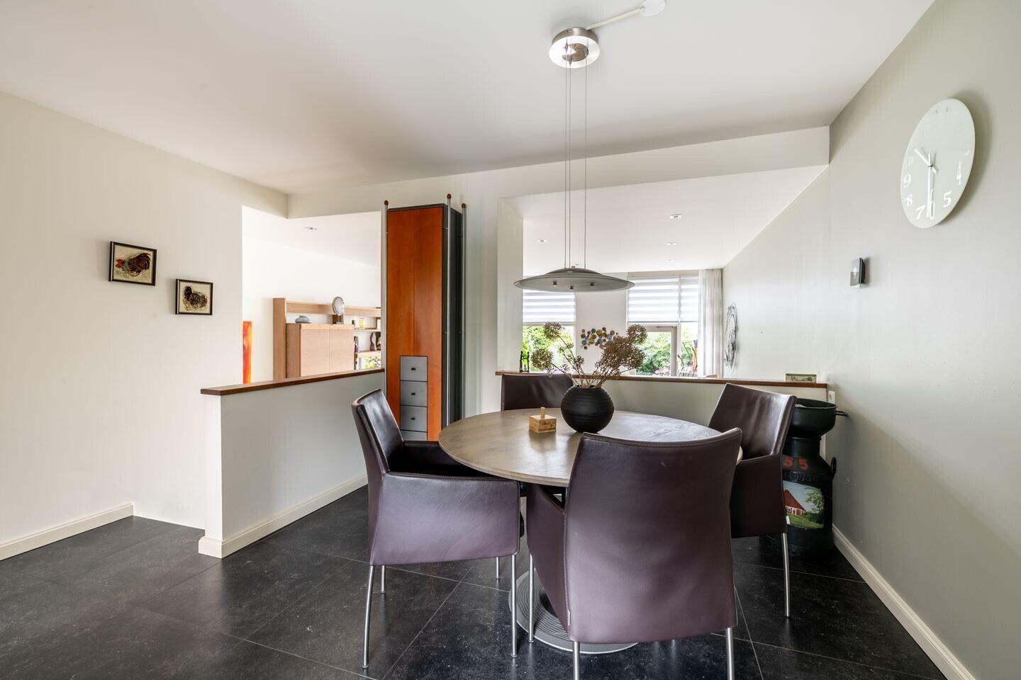 Tussenwoning te koop: De Krommert 92, Oosthuizen