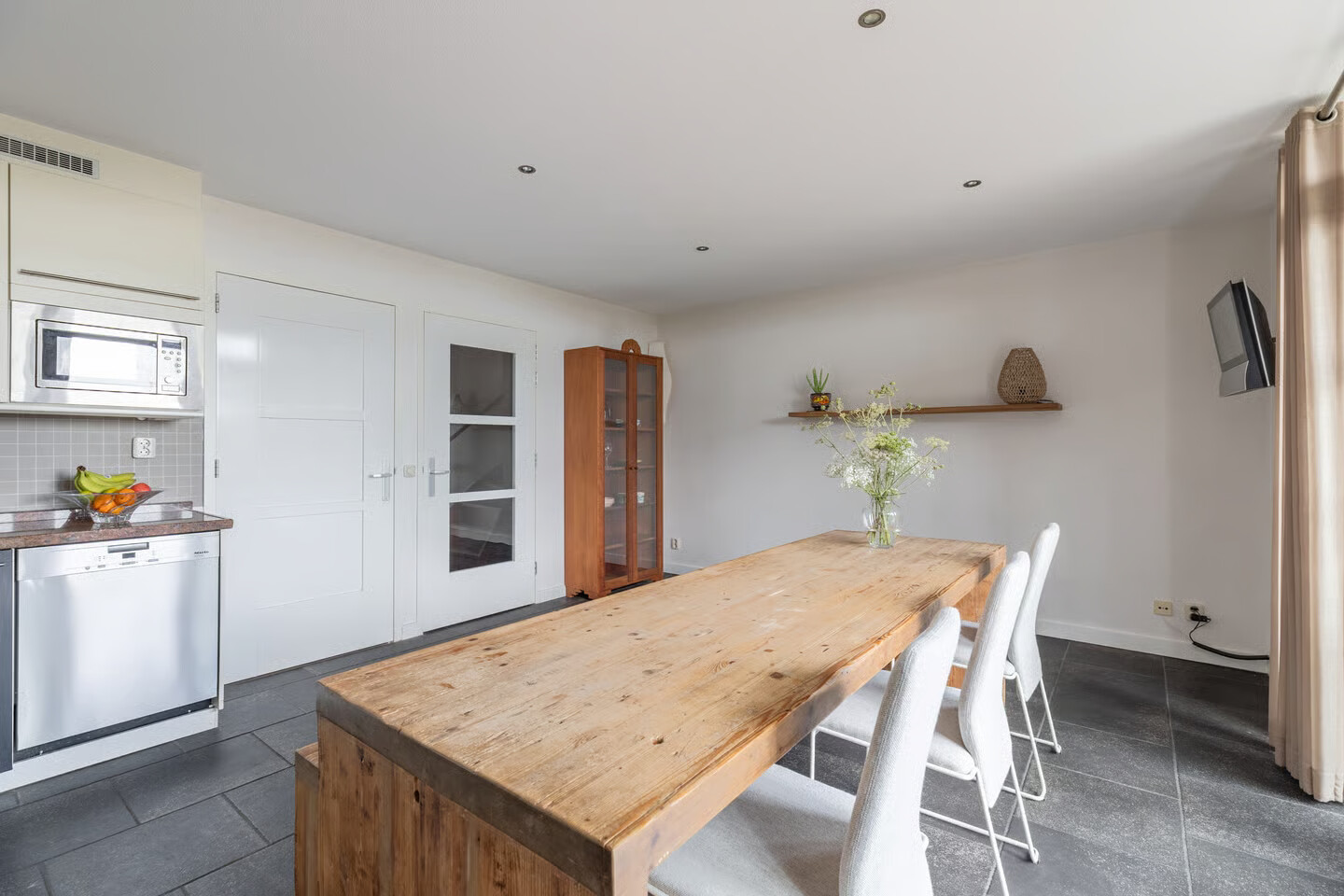 Tussenwoning te koop: De Eendracht 4, De Rijp