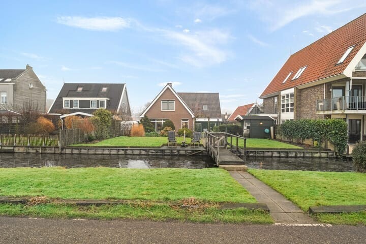 Vrijstaande woning te koop: Zuiderstraat 73, West-Graftdijk