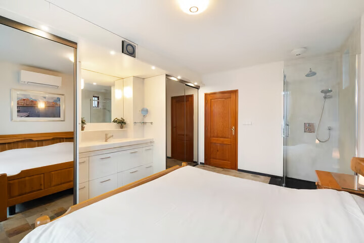 Vrijstaande woning te koop: Zuiderstraat 73, West-Graftdijk