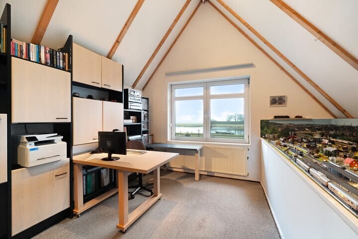 Vrijstaande woning te koop: Zuiderstraat 73, West-Graftdijk