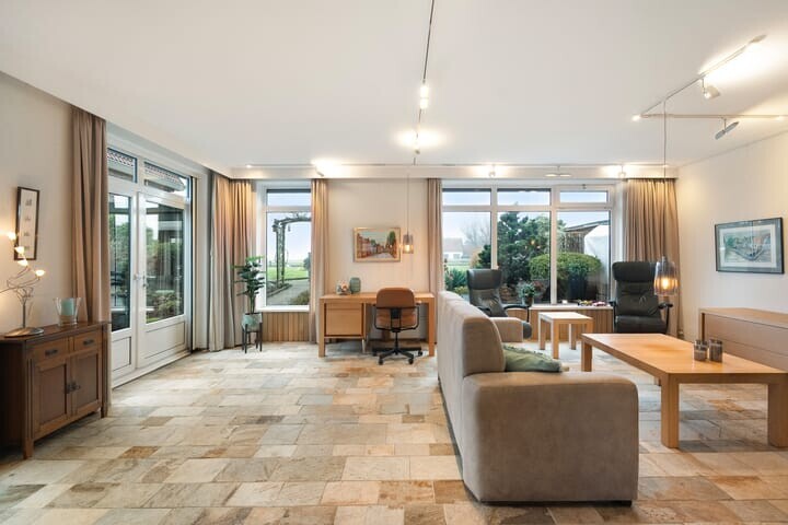Vrijstaande woning te koop: Zuiderstraat 73, West-Graftdijk