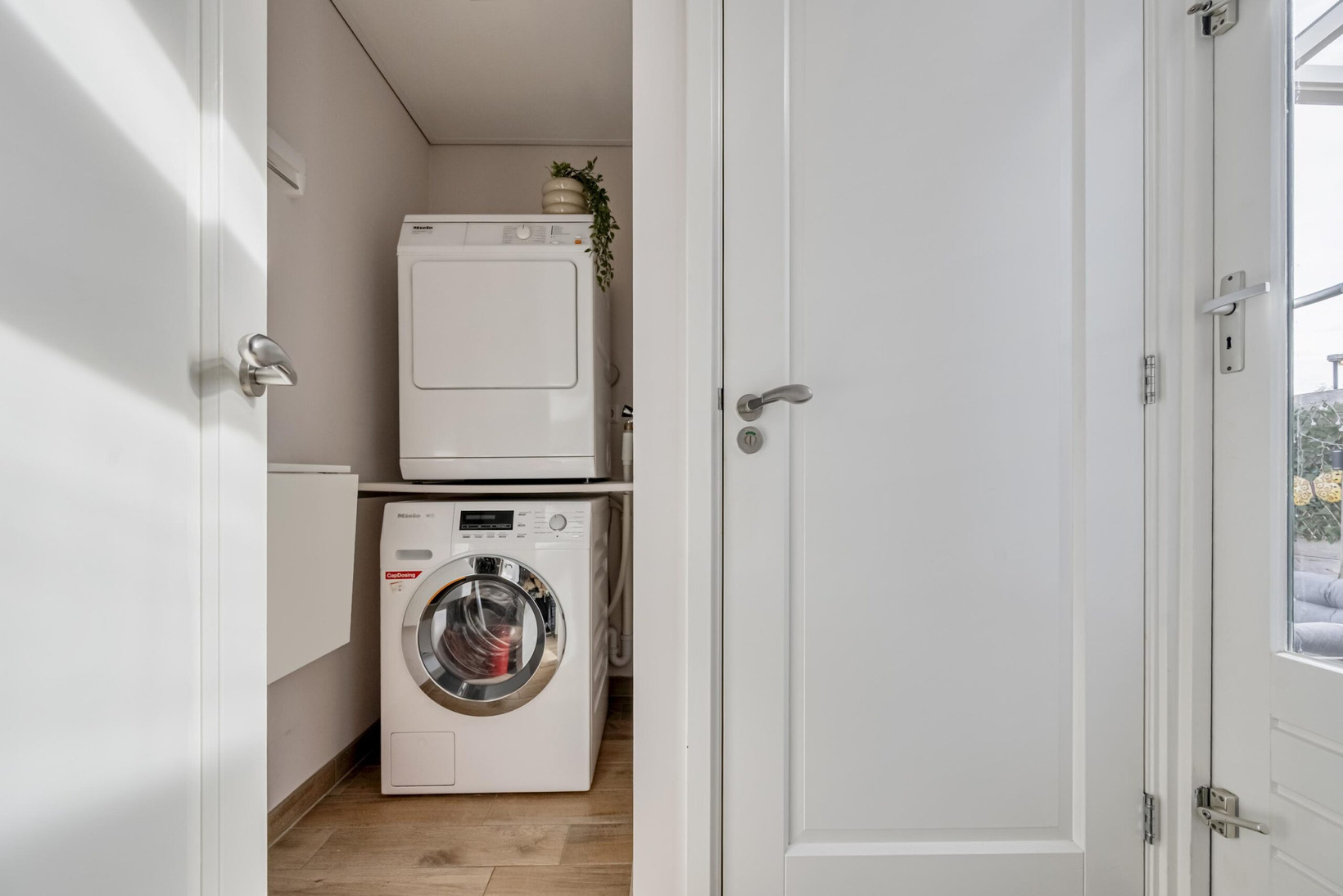 Tussenwoning te koop: Prins Hendrikstraat 115, Zaandam