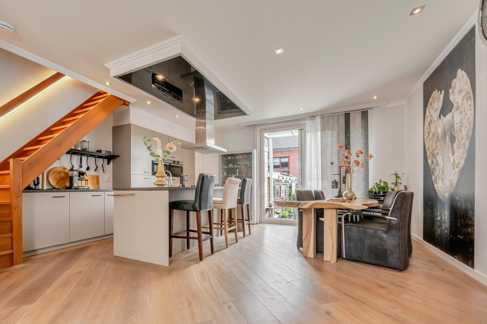 Tussenwoning te koop: Prins Hendrikstraat 115, Zaandam