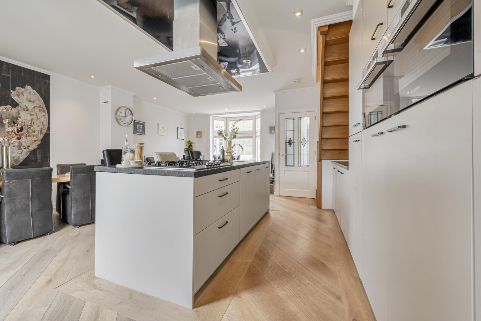 Tussenwoning te koop: Prins Hendrikstraat 115, Zaandam